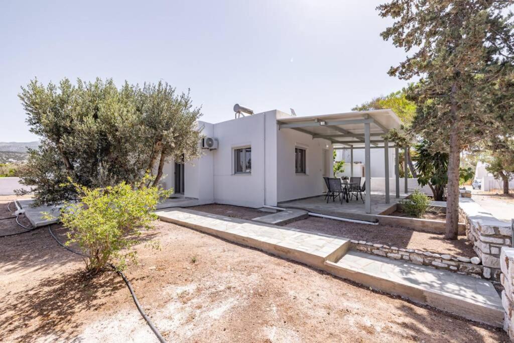 Nisos Cottage House Alikí Екстериор снимка
